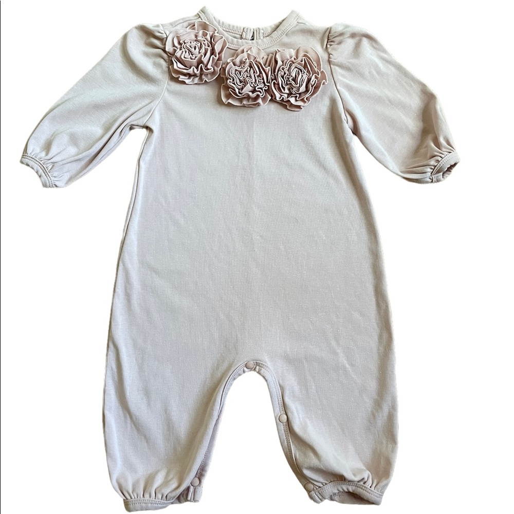 NWOT Isobella & Chloe Pink Pearl Sparkling Romper